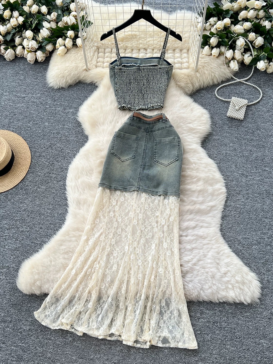 Bombshell babe set DTP228 images